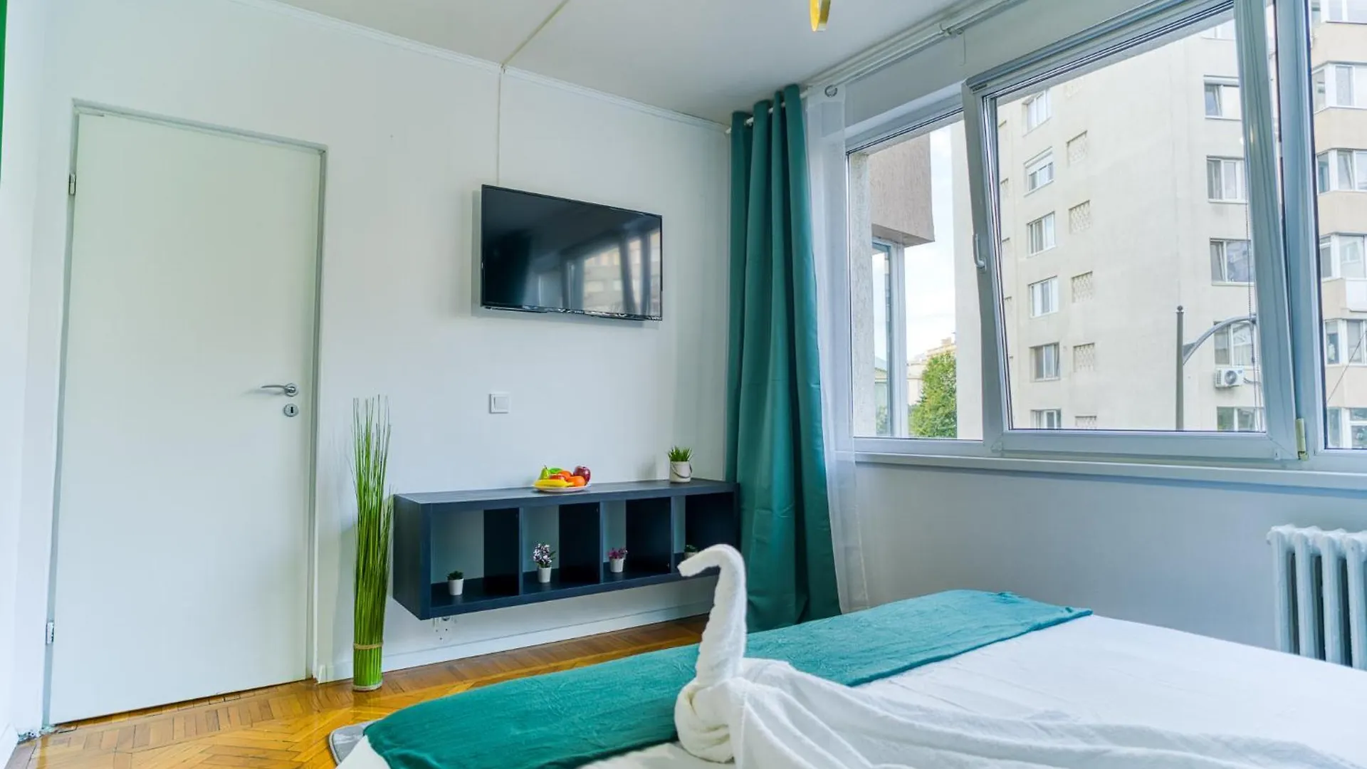 Hacienda Royal Palace - Central Designer Apartment Bükreş