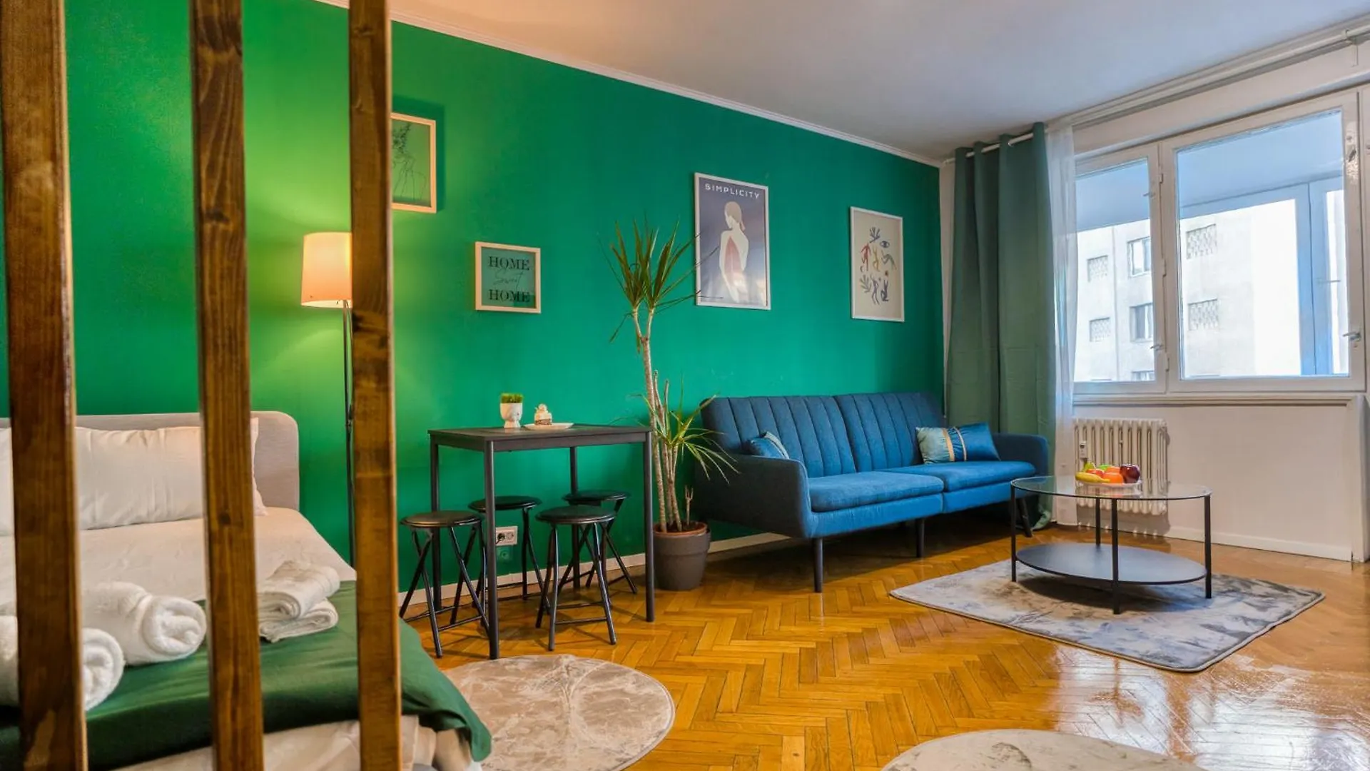 Hacienda Royal Palace - Central Designer Apartment Bükreş
