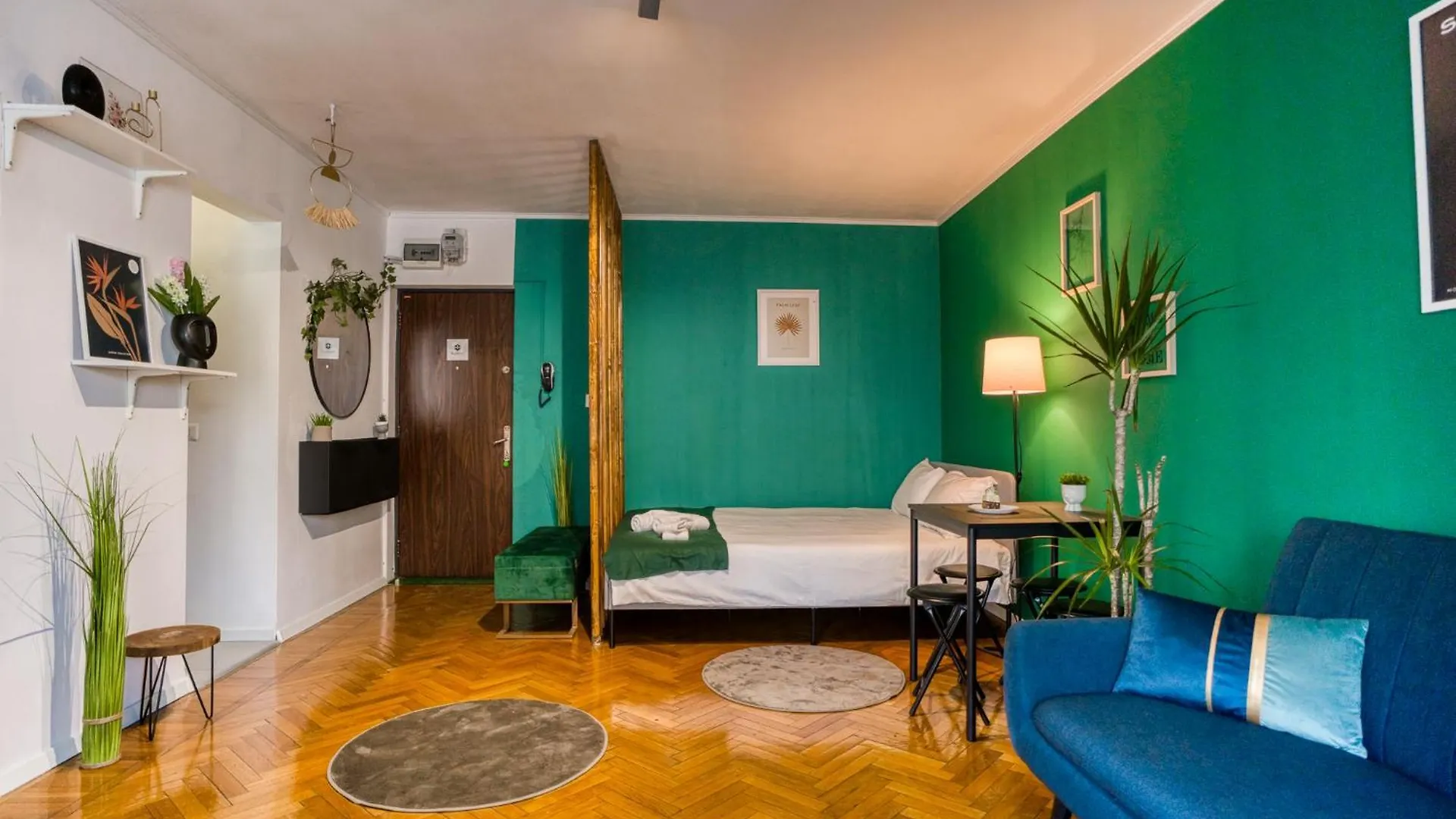 Hacienda Royal Palace - Central Designer Apartment Bukareszt 0*,